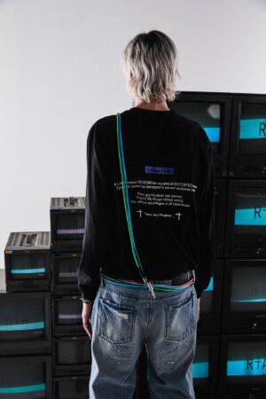 LAWRENCE LONG SLEEVE TEE | BLACK SYSTEM ERROR